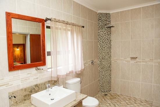 Loskopdam, A Forever Resort: Chalet-2 Bedroom - 1 Double, 1 Single, 1 Bunk Bed